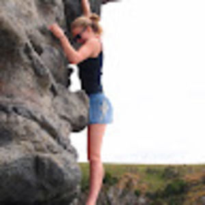 Meet your Posher, Larni